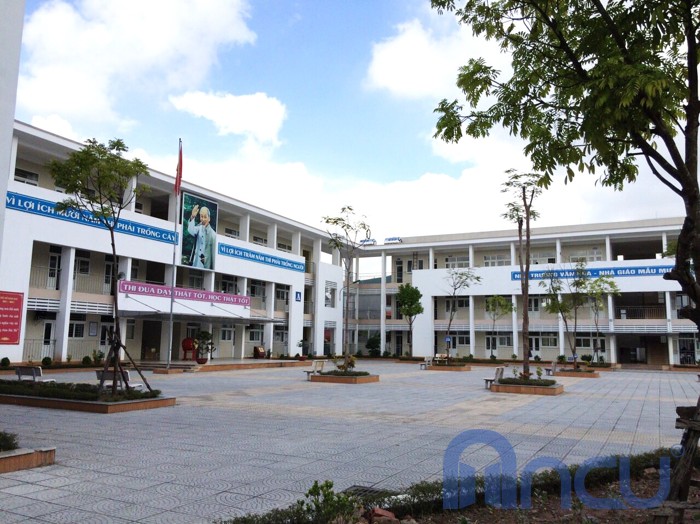 Trường Trung Học Phúc Đồng